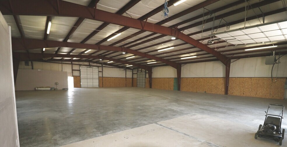 More Photos Of 2011 Industrial Rd, Cortez Manufacturing For Lease