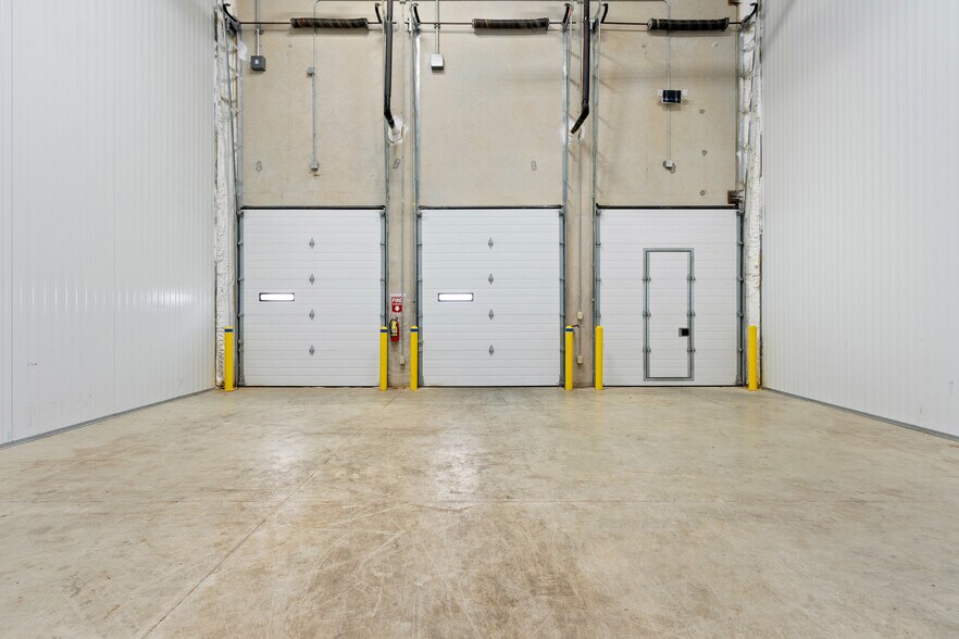 More Photos Of 9342 SE Loop 410, San Antonio Refrigeration Cold Storage For Sale