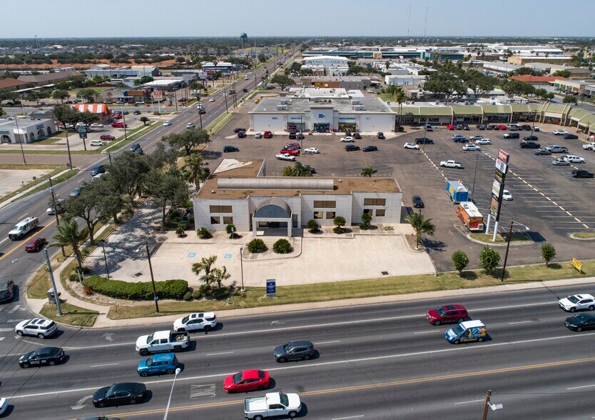 More Photos Of 2250 Nolana Ave, McAllen Bank For Lease