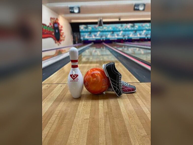 More Photos Of 1333 Moorefield Rd, Springfield Bowling Alley For Sale