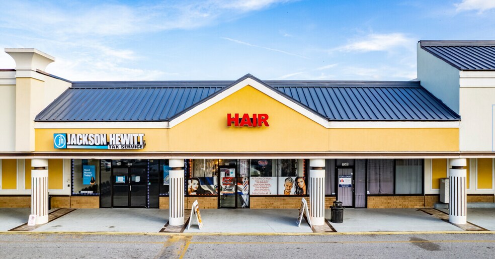 More Photos Of 7001 S Orange Blossom Trl, Orlando Unknown For Lease