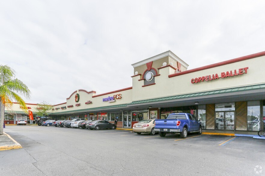 More Photos Of 1550 W 84th St, Hialeah Coworking Space