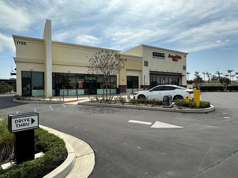 More Photos Of 1795 S Alameda St, Compton Storefront For Lease