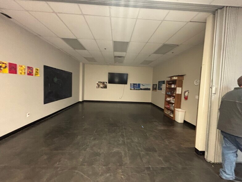 More Photos Of 2938 North Ave, Grand Junction Office For Lease