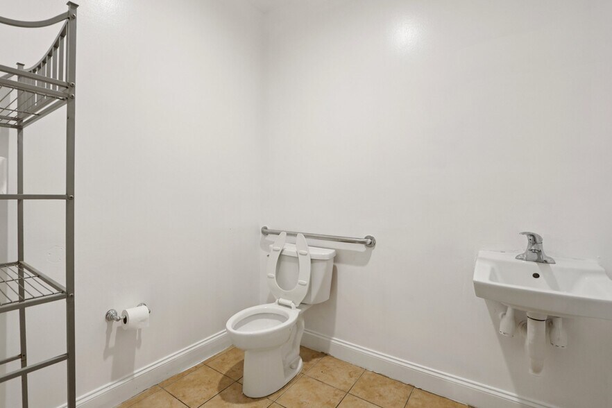 More Photos Of 378 George St, New Brunswick Storefront Retail Residential For Sale