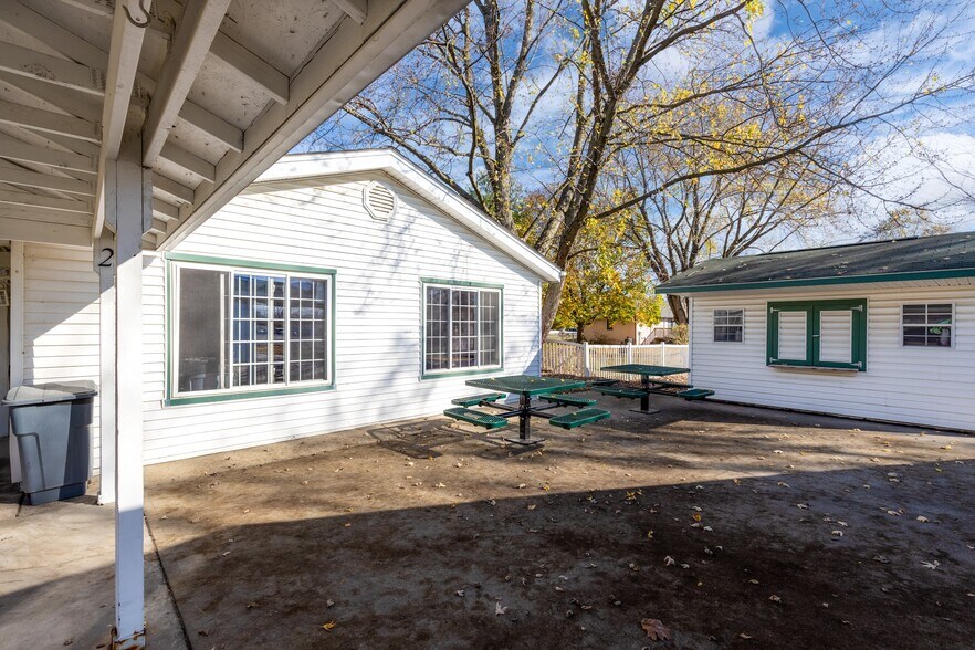 More Photos Of 100 Obetz Rd, Columbus Daycare Center For Sale