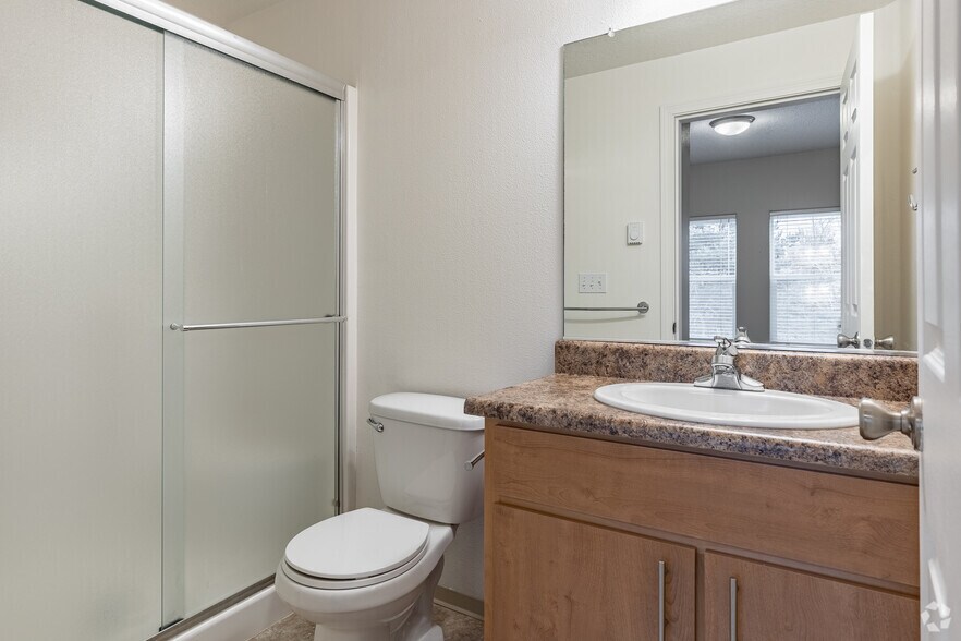 More Photos Of 188 NW 3rd St, Gresham Apartments For Lease