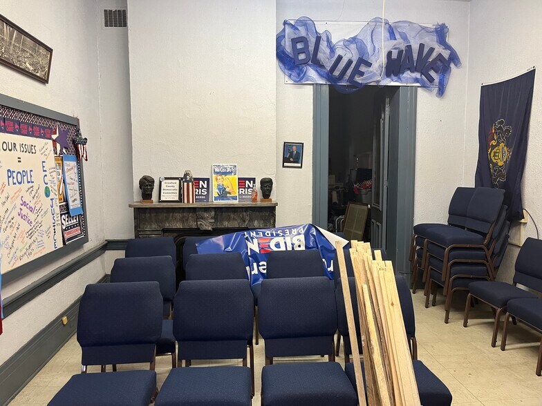 More Photos Of 926 Diamond Park, Meadville Office For Sale