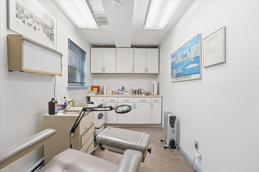 More Photos Of 741 Bloomfield Ave, Verona Office For Sale