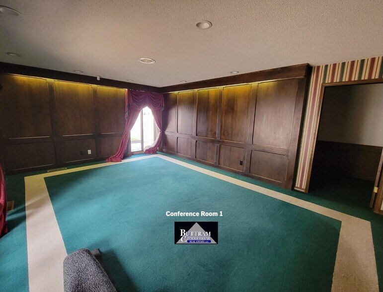 More Photos Of 3111 McClelland Blvd., Joplin Office For Sale