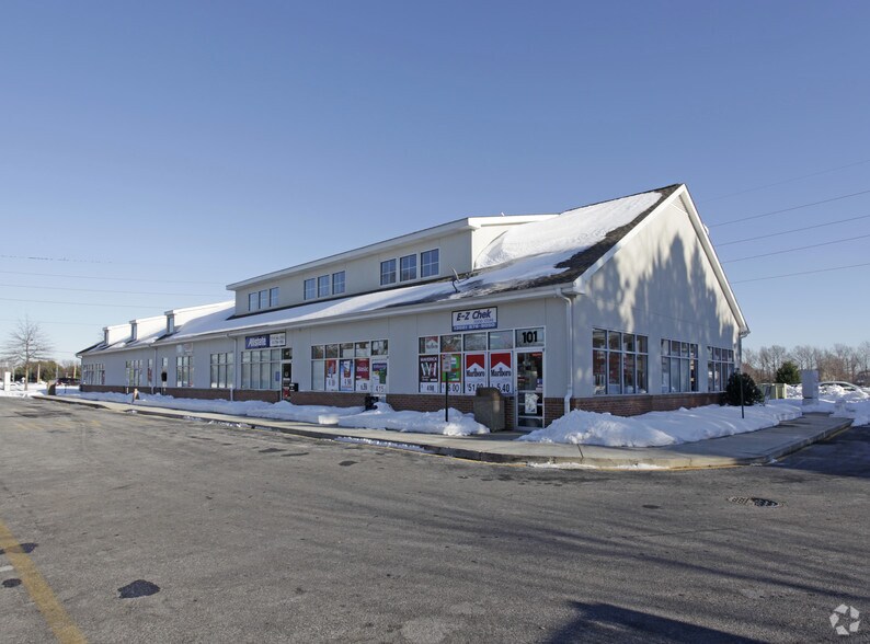 More Photos Of 1005 College Rd, Dover Freestanding For Lease