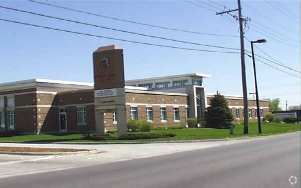 More Photos Of 7020 W 79th St, Bridgeview Medical For Sale