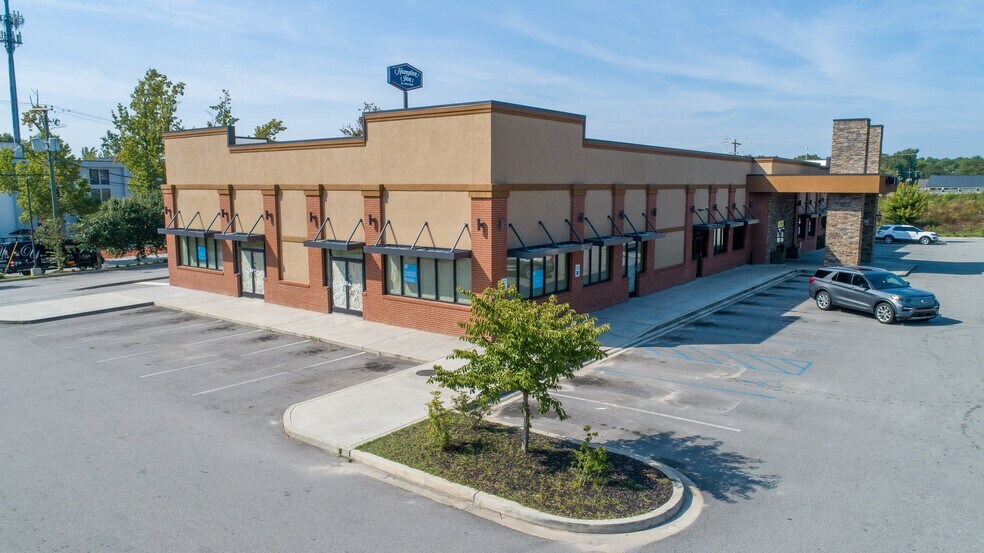 More Photos Of 2515 Sunset Blvd, West Columbia General Retail For Lease