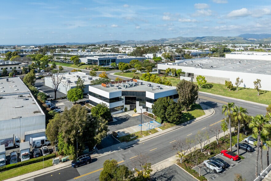 More Photos Of 2 Wrigley Ave, Irvine Coworking Space