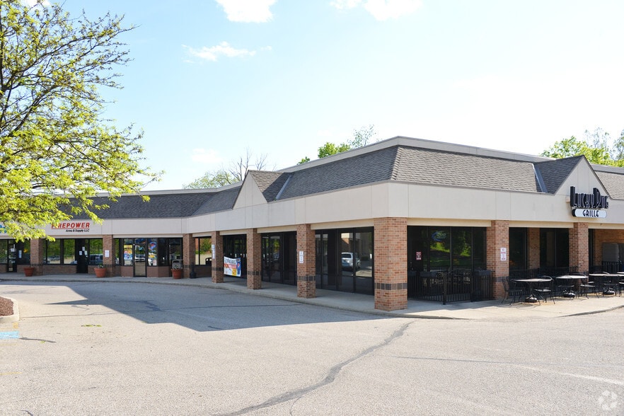 More Photos Of 717-729 Reading Rd, Mason Freestanding For Sale