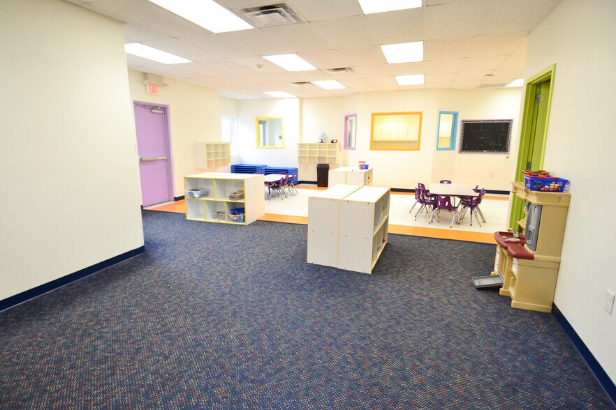 More Photos Of 6320 Perimeter Loop Rd, Dublin Daycare Center For Sale