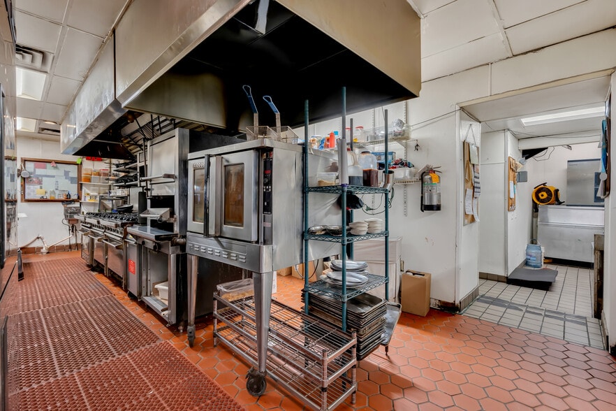 More Photos Of 800-802 Main St, Bradley Beach Restaurant For Sale