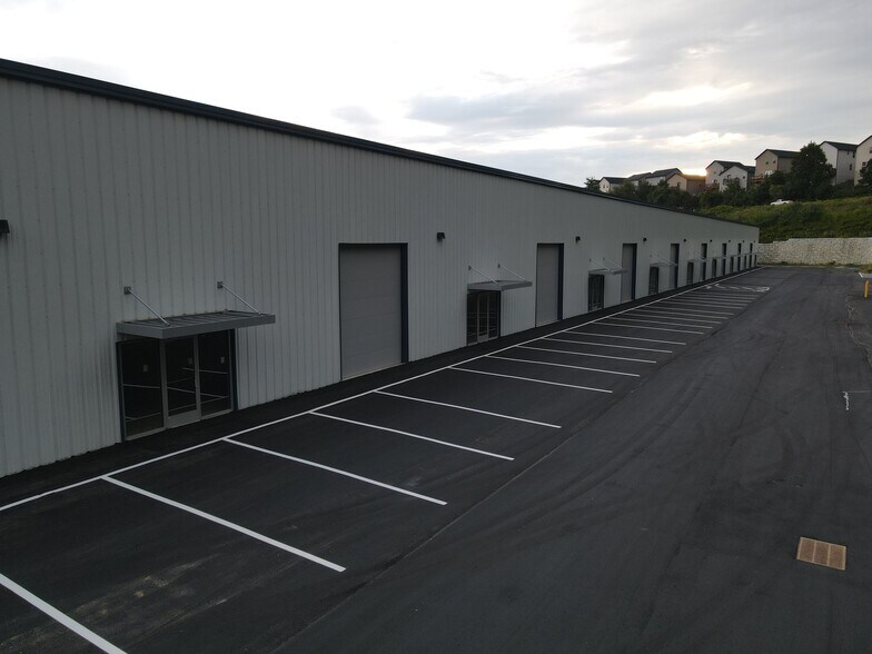 More Photos Of 141 Brickton Dr, Fletcher Light Manufacturing For Lease