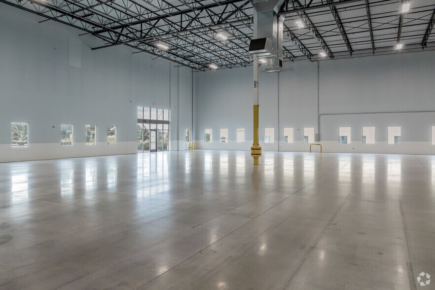 More Photos Of 6422 E Campus Dr, San Antonio Unknown For Lease