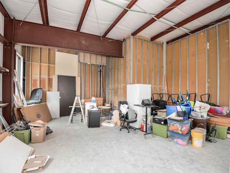 More Photos Of 11450 Space Center Blvd, Houston Medical For Lease