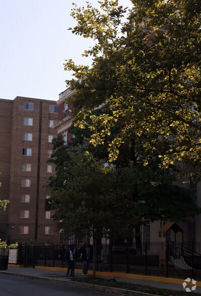 More Photos Of 1420 Columbia Rd NW, Washington Office For Lease