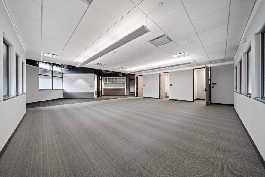 More Photos Of 7620 Guadalupe St, Austin Office For Lease