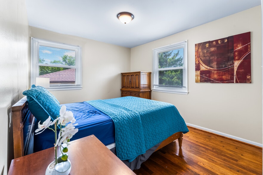 More Photos Of 208 Prenton St, Upper Marlboro Healthcare For Sale