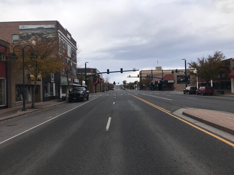 More Photos Of 409 E Main St, Riverton Storefront For Sale