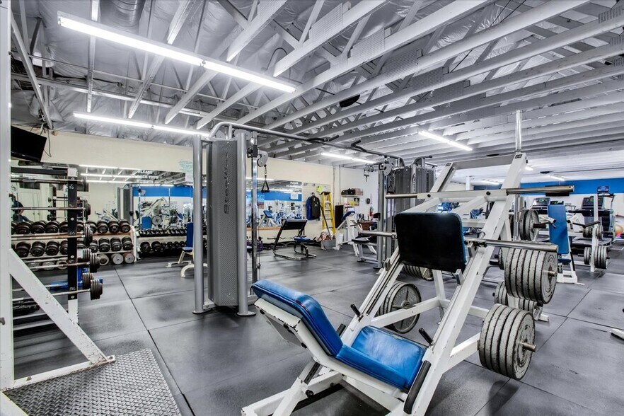More Photos Of 73782 Two Mile Rd, Twentynine Palms Health Club For Sale