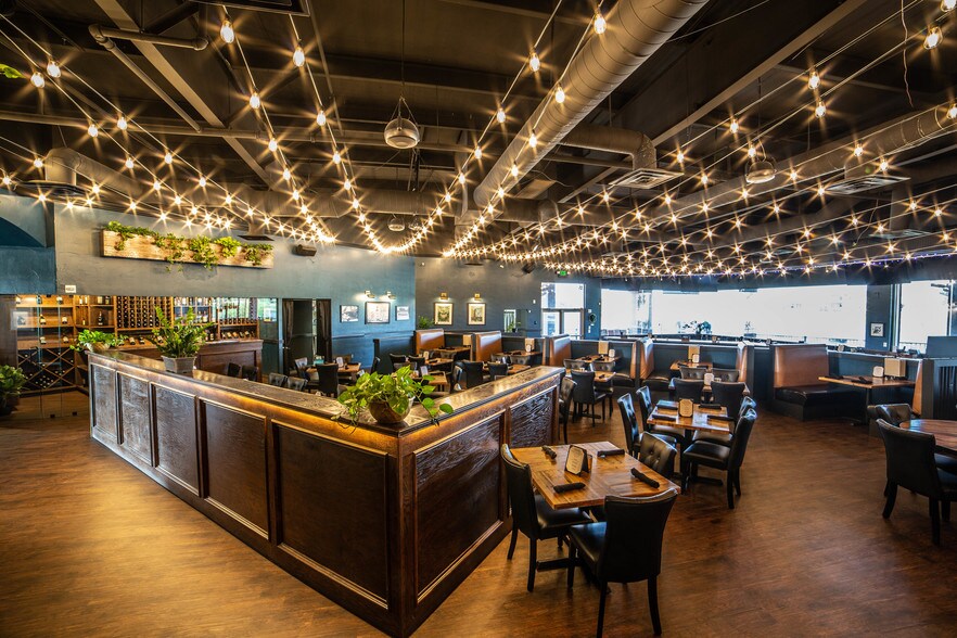 More Photos Of 3350 Unicorn Lake Blvd, Denton Restaurant For Lease