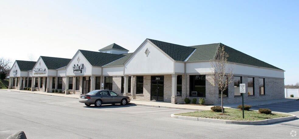 More Photos Of 2031-2043 S Old Highway 94, Saint Charles Storefront Retail Office For Lease