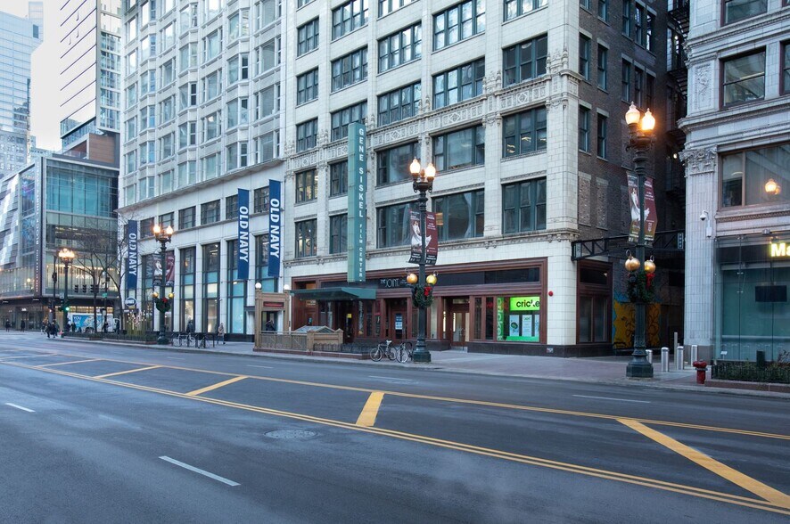 More Photos Of 168 N State St, Chicago Dormitory For Lease