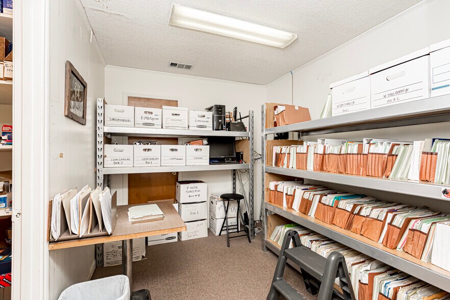 More Photos Of , Baton Rouge Office For Sale