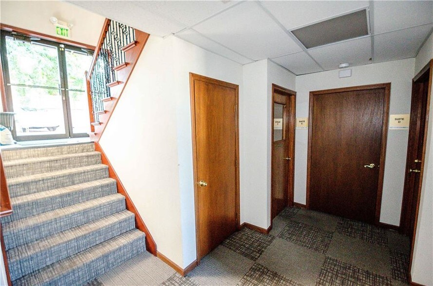 More Photos Of 315 S US 31, Greenwood Medical For Sale