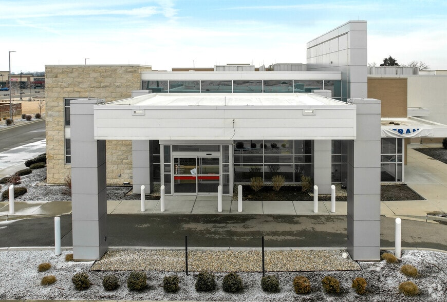 More Photos Of 5853 N State Road 135, Greenwood Hospital For Sale