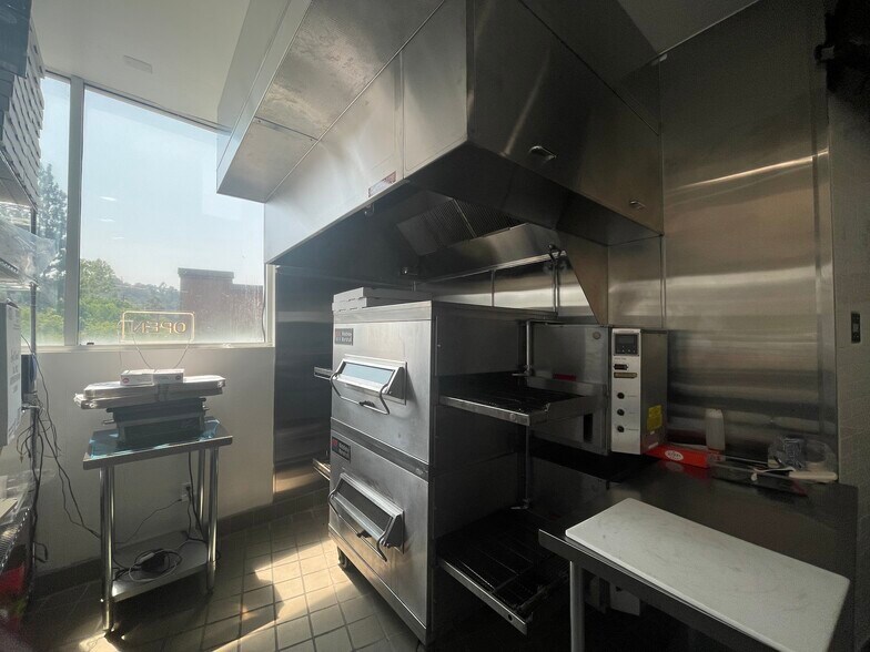 More Photos Of 5900-5930 Monterey Rd, Los Angeles General Retail For Sale