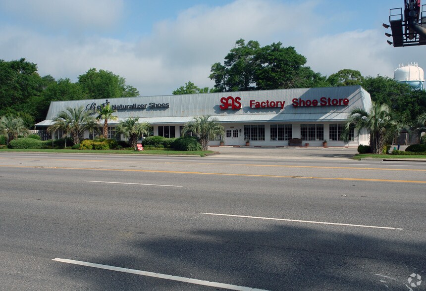 Primary Photo Of 10589 N Kings Hwy, Myrtle Beach Freestanding For Lease