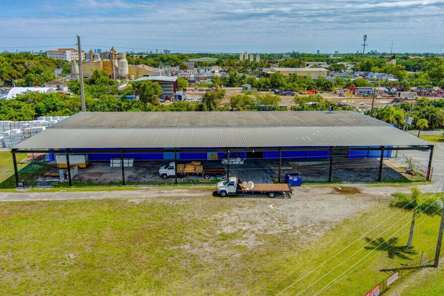 More Photos Of 7030 N Haverhill Rd, Riviera Beach Warehouse For Sale