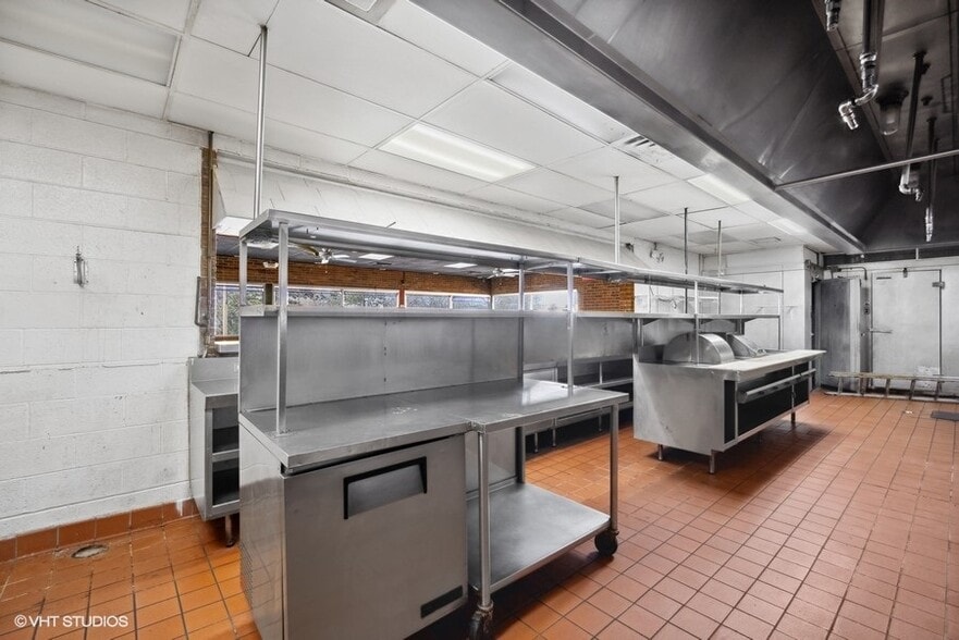 More Photos Of 1820 W Irving Park Rd, Schaumburg Fast Food For Sale