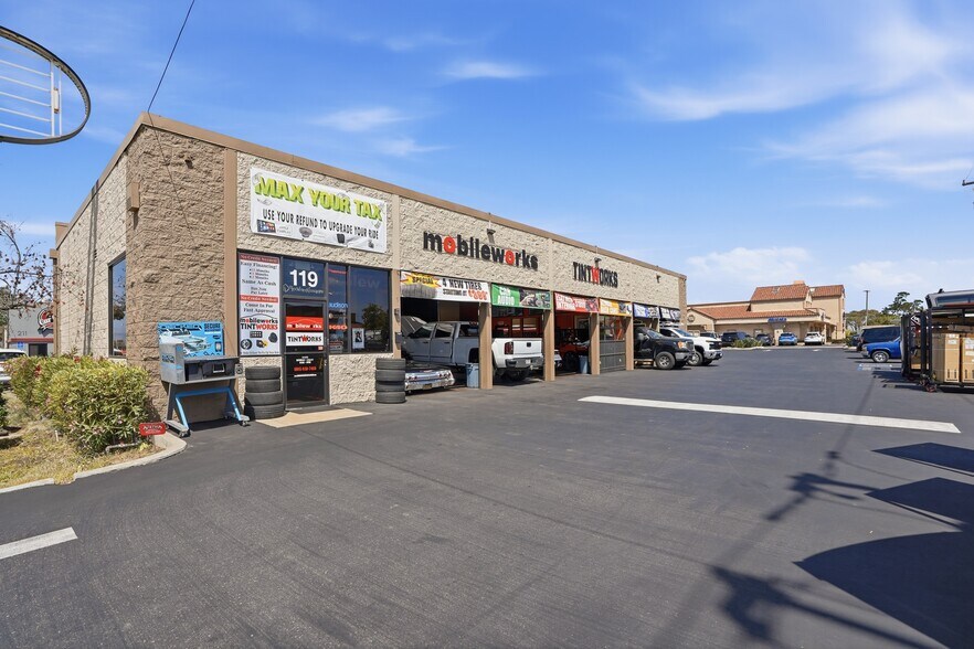 More Photos Of , Santa Maria General Retail For Sale