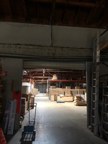 More Photos Of 255 S Maple Ave, South San Francisco Warehouse For Sale