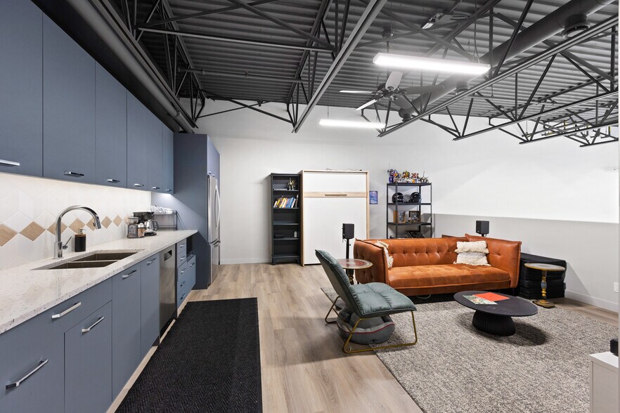 More Photos Of 1750 120 Av NE, Calgary Warehouse For Sale