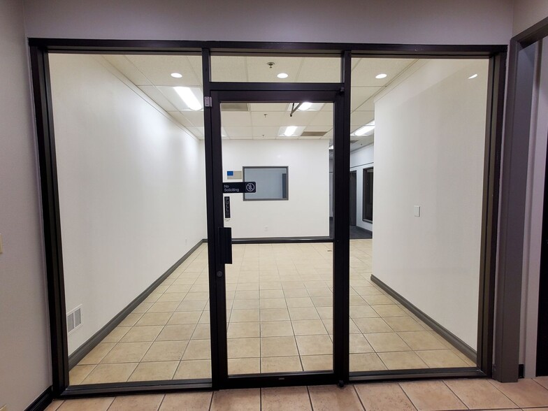 More Photos Of 25228-25230 104th Ave, Kent Office For Lease