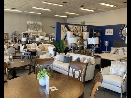 More Photos Of 23112-23118 Hawthorne Blvd, Torrance Freestanding For Lease