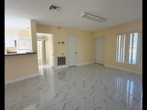 More Photos Of 905 Pine Hills Rd, Orlando Office Residential For Lease