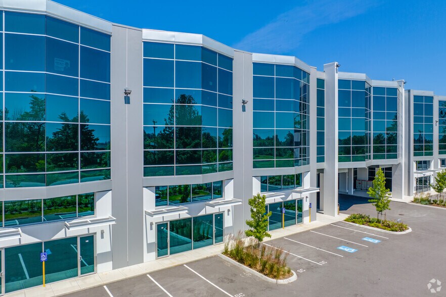 More Photos Of 15315 66 Ave, Surrey Office For Sale