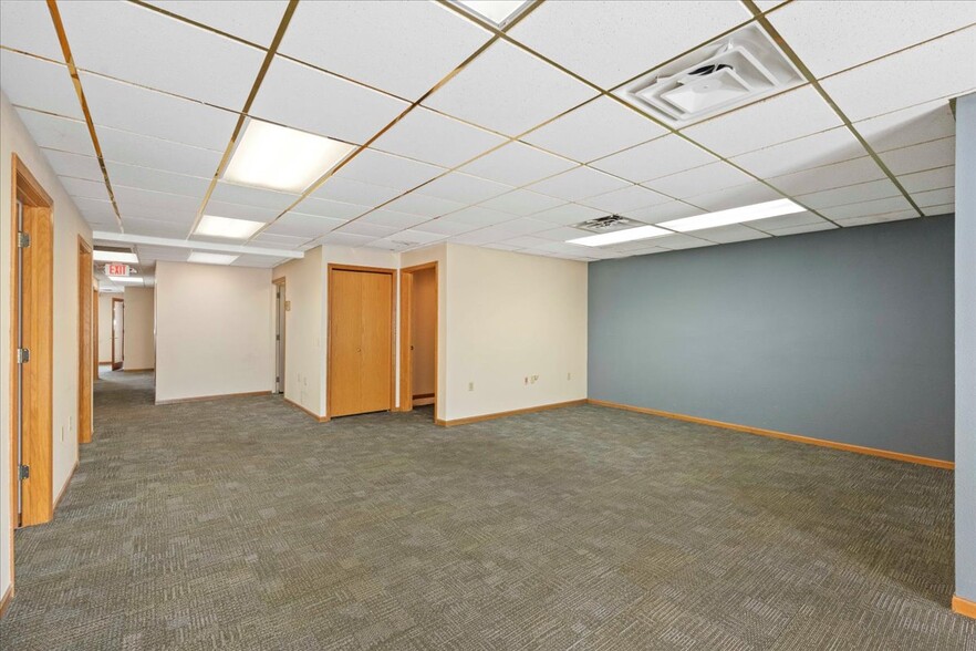 More Photos Of 200 & 204 W Main St, Waunakee Storefront Retail Residential For Sale