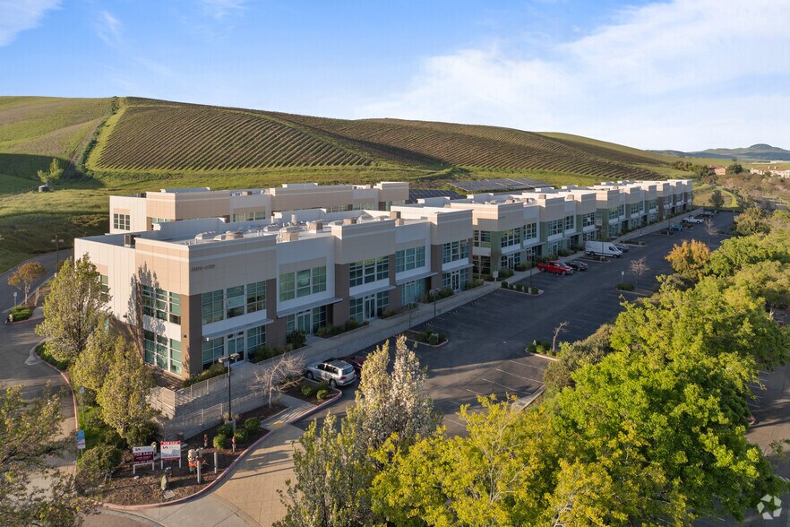 More Photos Of 3163-3179 Independence Dr, Livermore Research And Development For Lease