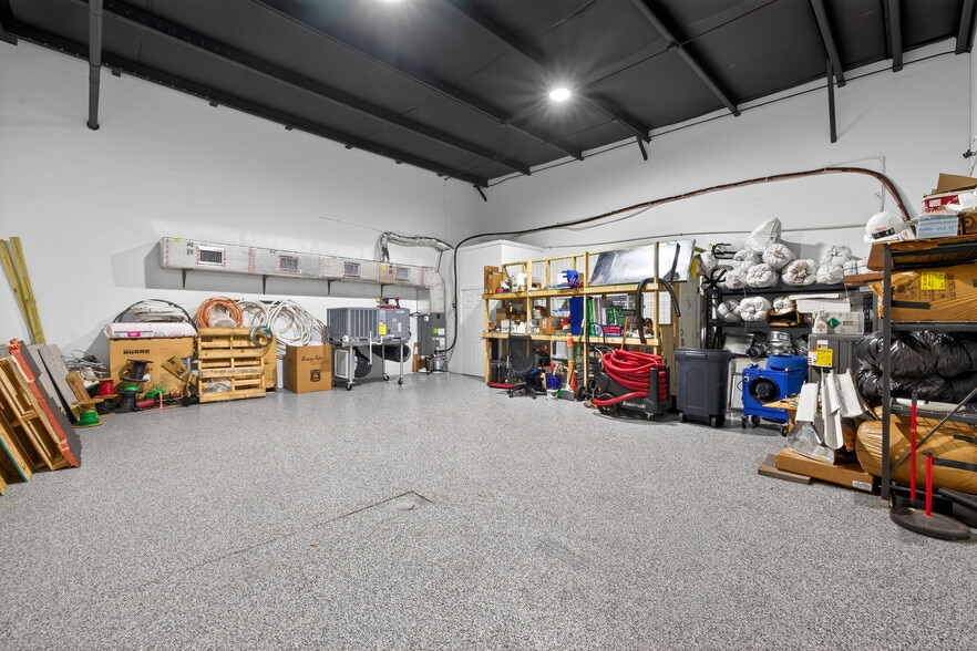 More Photos Of 12220 Towne Lake Dr, Fort Myers Unknown For Lease