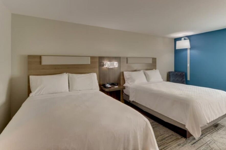 More Photos Of 2000 6th St N, Columbus Hospitality For Sale